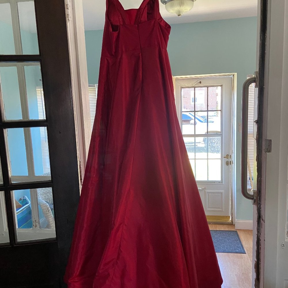 Sherri Hill Prom Dress